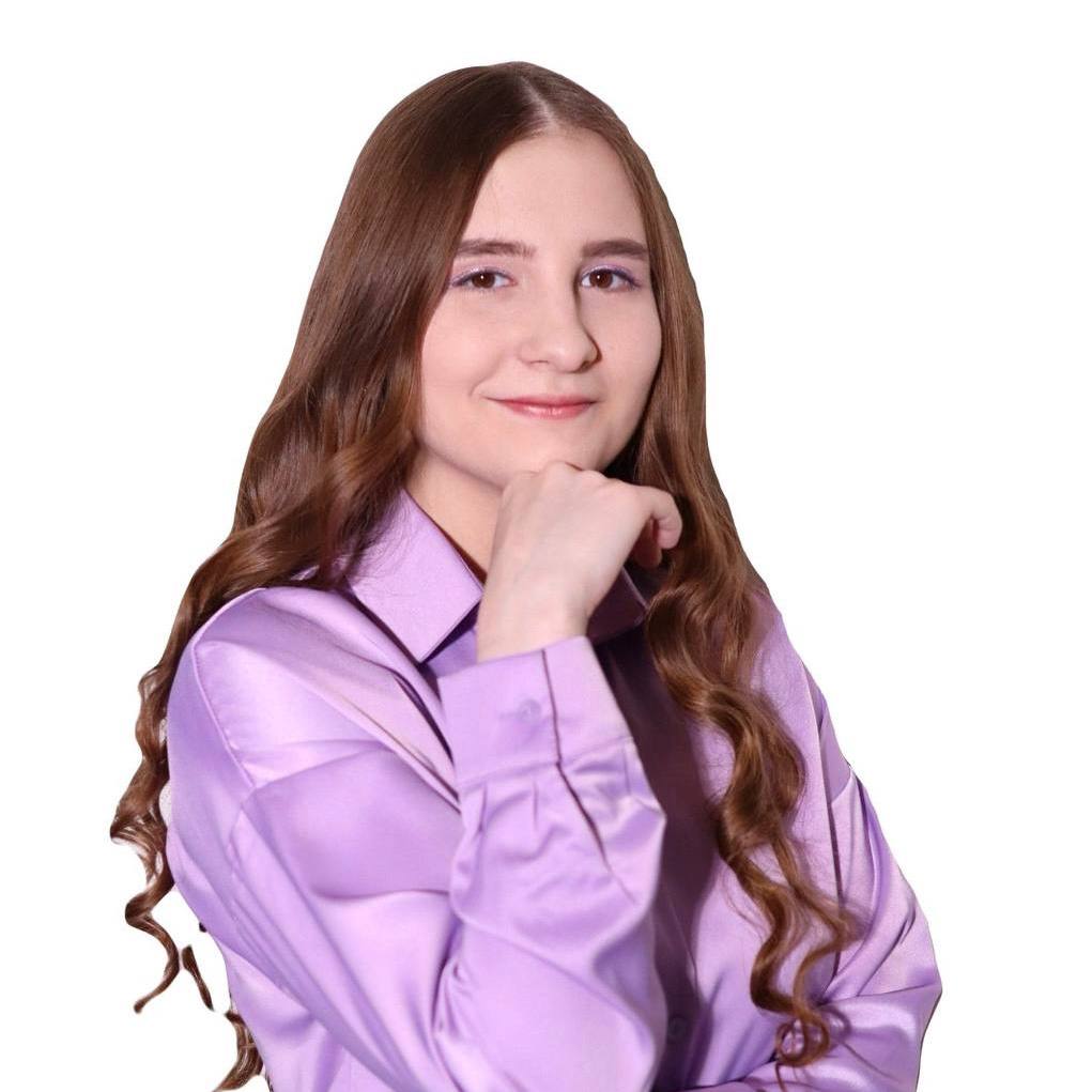 Anna Chmykhova Anna Chmykhova